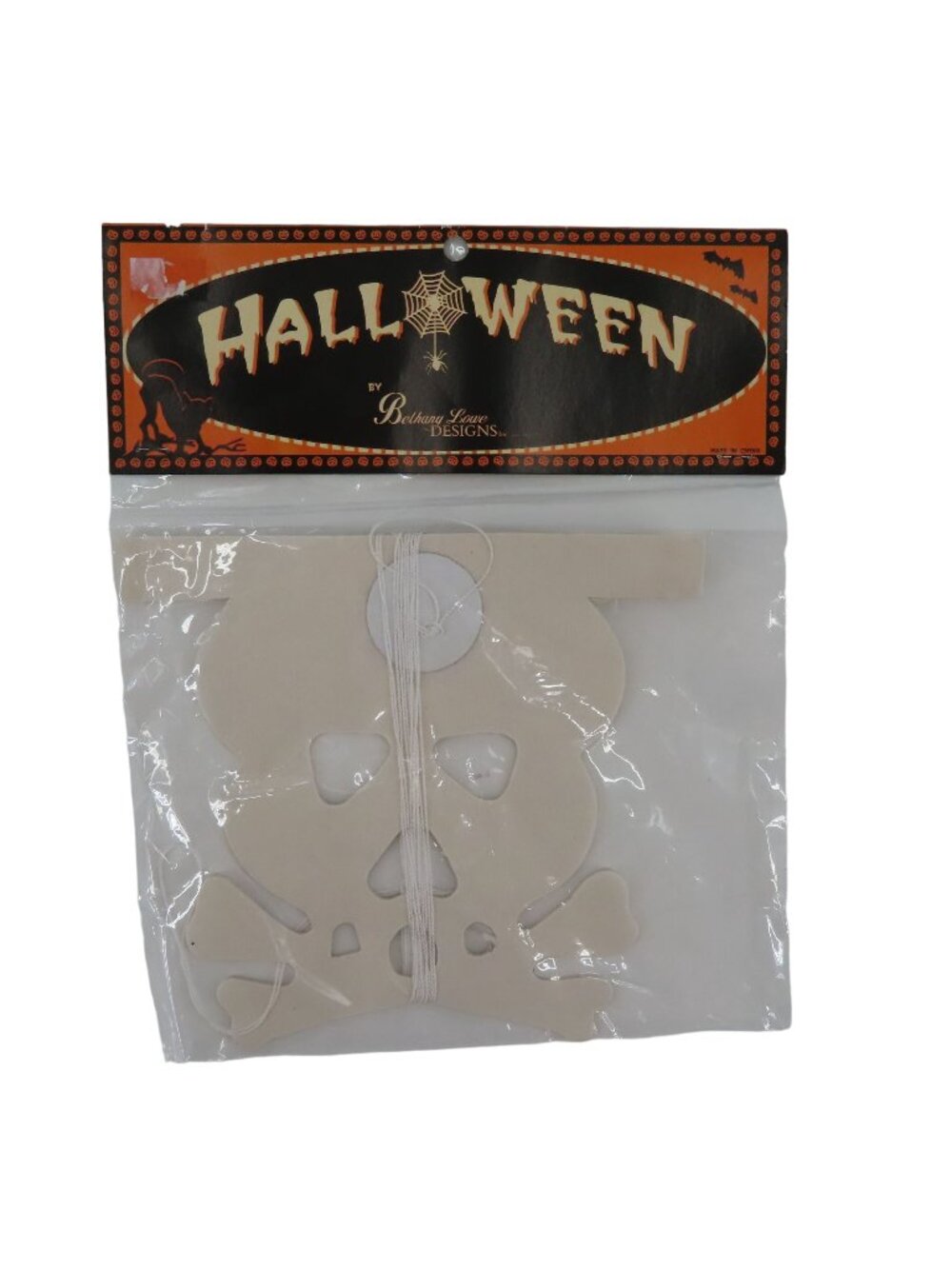 Bethany Lowe Halloween Skull Crossbones Skeleton White Tissue Paper Garland NEW